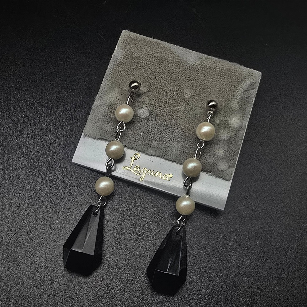 Laguna Faux Pearl Black Faceted Tear Drop Earrings NOS On Card 1980s #4